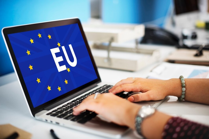 Комиссия ЕС утвердила стандарты для европейских цифровых кошельков
