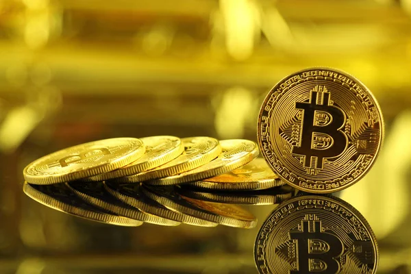 Майнерам биткоина осталось создать менее 6 процентов от всех монет