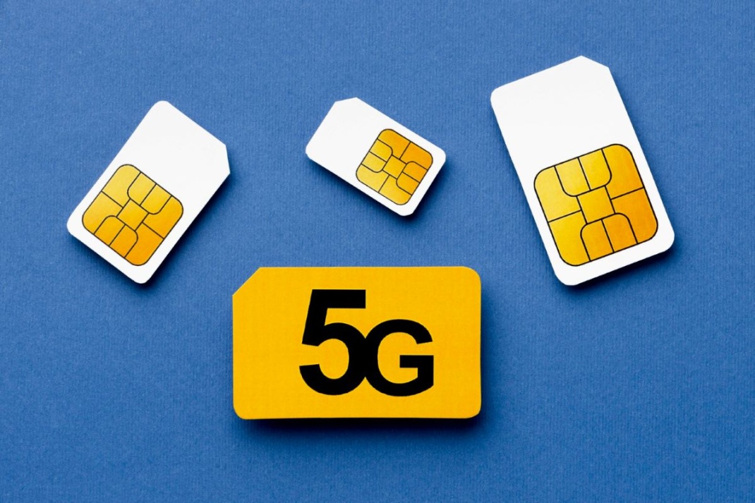 Минцифры предложило перевести операторов на российские SIM-карты к 2026 году
